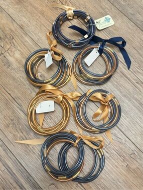 Stackable Jelly Bracelet Sets in a mix of Navy & Gold SEE PHOTOS FOR STACKS INCl
